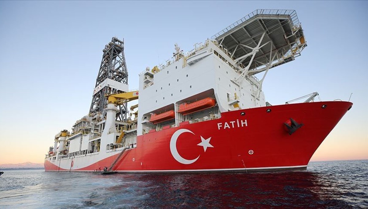 Bakan Dönmez: Fatih gemisi Karadeniz'de üçüncü arama sondajına başladı