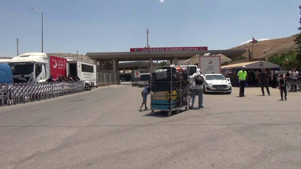Sınırda Suriyelilerin Kurban Bayramı yoğunluğu - 1
