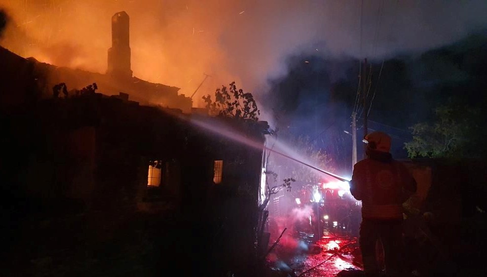 Manisa'da yangın paniği