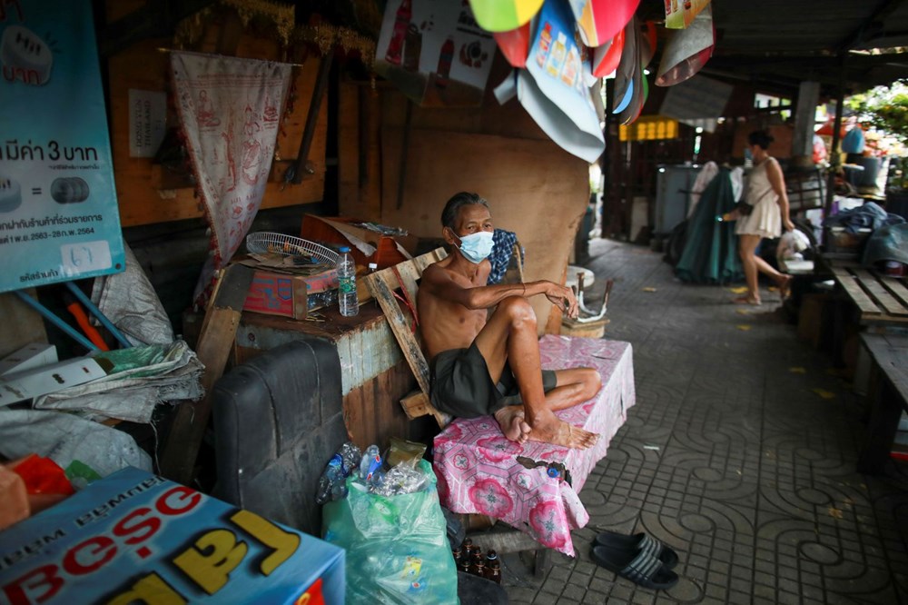 Covid-19 Batıdaki zengin ülkelerde geri çekildi, ama pandemi hala bitmekten çok uzak - 4