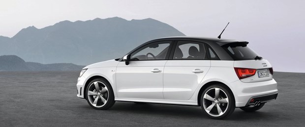 Audi A1 modelinin beş kapılı versiyonunu tanıttı