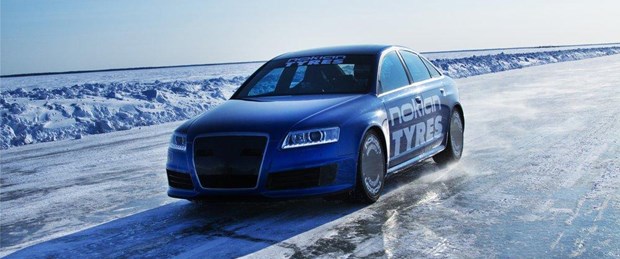 Buz üstünde yeni rekor: 331 km/s