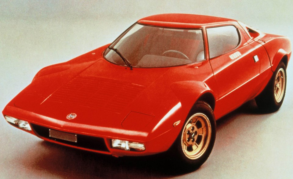 1970'lerin başarılı ralli otomobili, orijinal Lancia Stratos (1973)