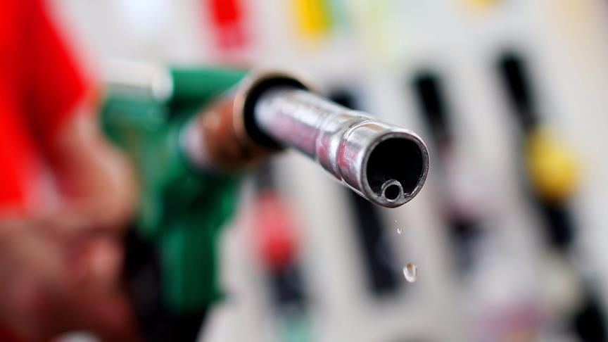 benzin fiyatları, motorin fiyatları, benzine zam, turkiye'de 70 bin liraya alınacak otomobiller, hangi otomobil hangi fiyat, hangi otomobil ne kadar yakıyor