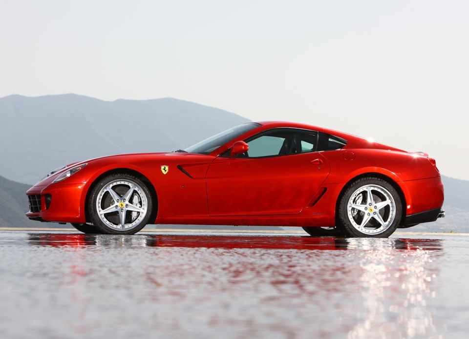 2009 model Ferrari 599 GTB Fiorano HGTE