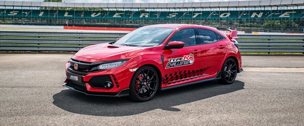 Honda Civic Type-R.jpg