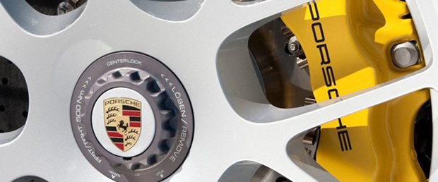 Porsche satışlarını arttırdı