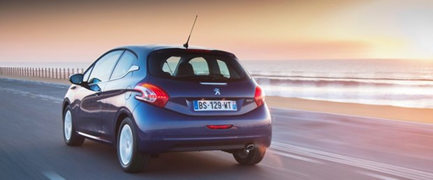 Zayıf Avrupa Peugeot 208'in üretimini yavaşlattı