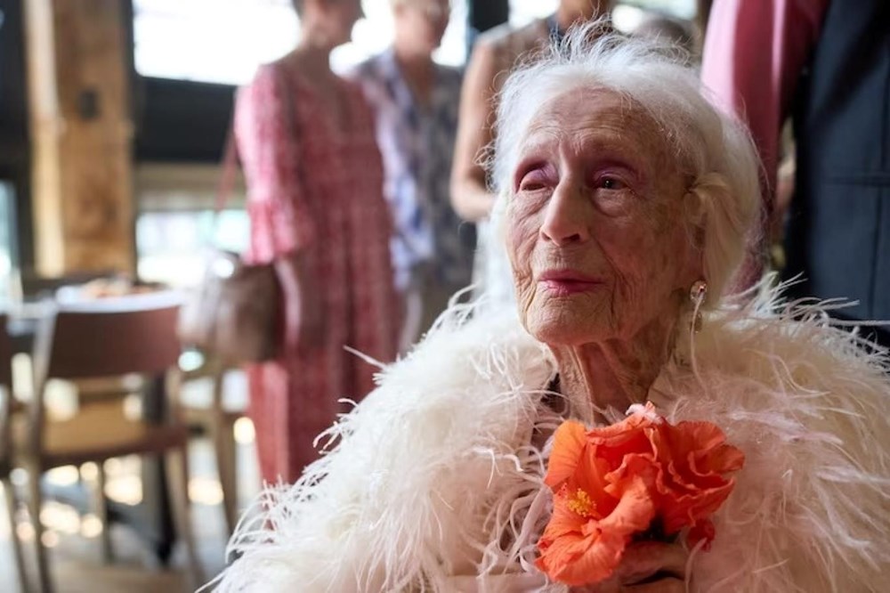Eileen Kramer 109. yaş gününü dans dersi vererek kutladı - 1