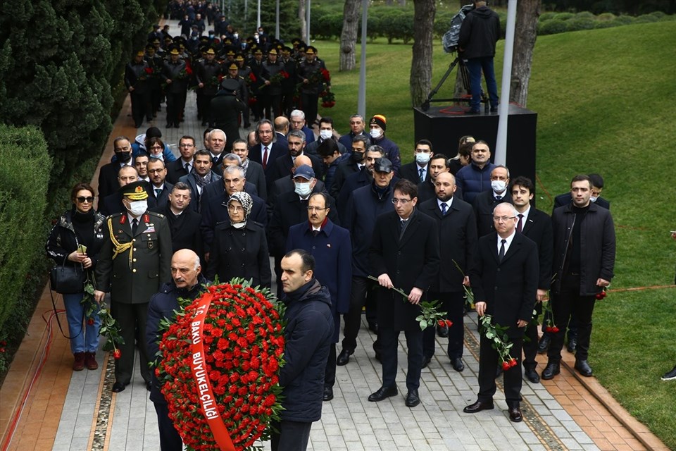 Haydar Aliyev, vefatının 18. yılında anıldı - 1