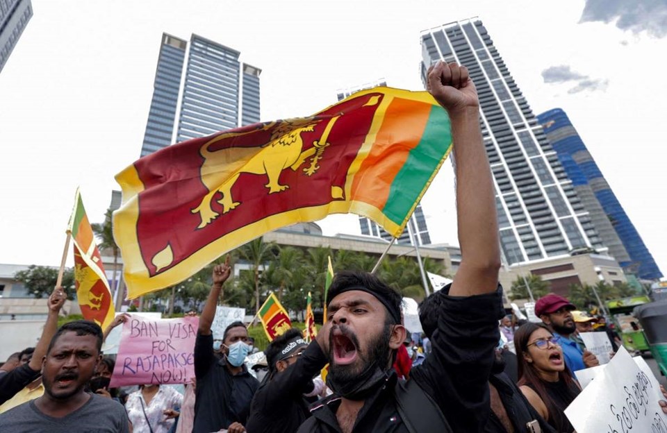 Sri Lanka,  IMF'den yaklaşık 3 milyar dolarlık finansman istiyor.