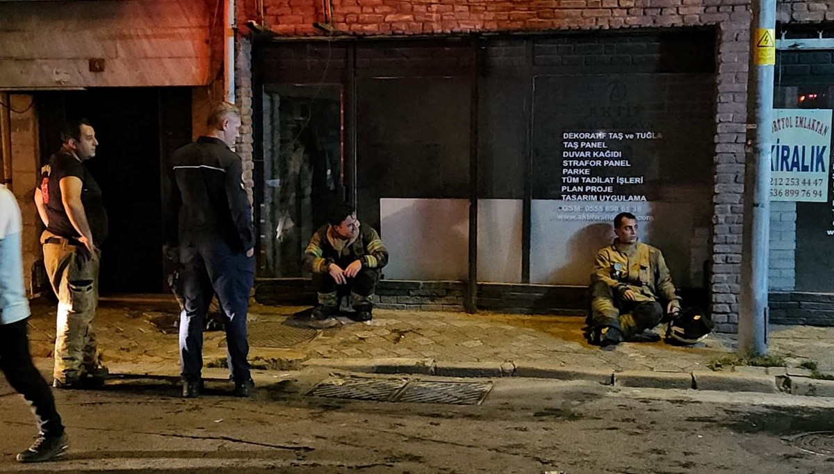 Beyoğlu'nda iş yerinde yangın