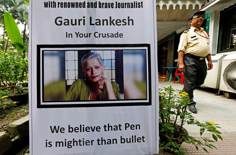 Hindistan'da gazeteci Lankesh'in öldürülmesini binlerce kişi protesto etti - 1