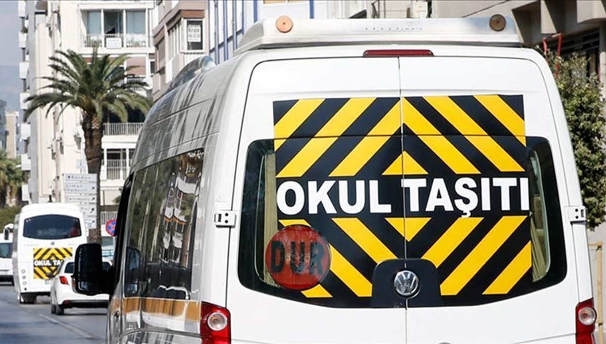 Servis şoförü öğrenciyi yaraladı Servis şoförü öğrenciyi yaraladı