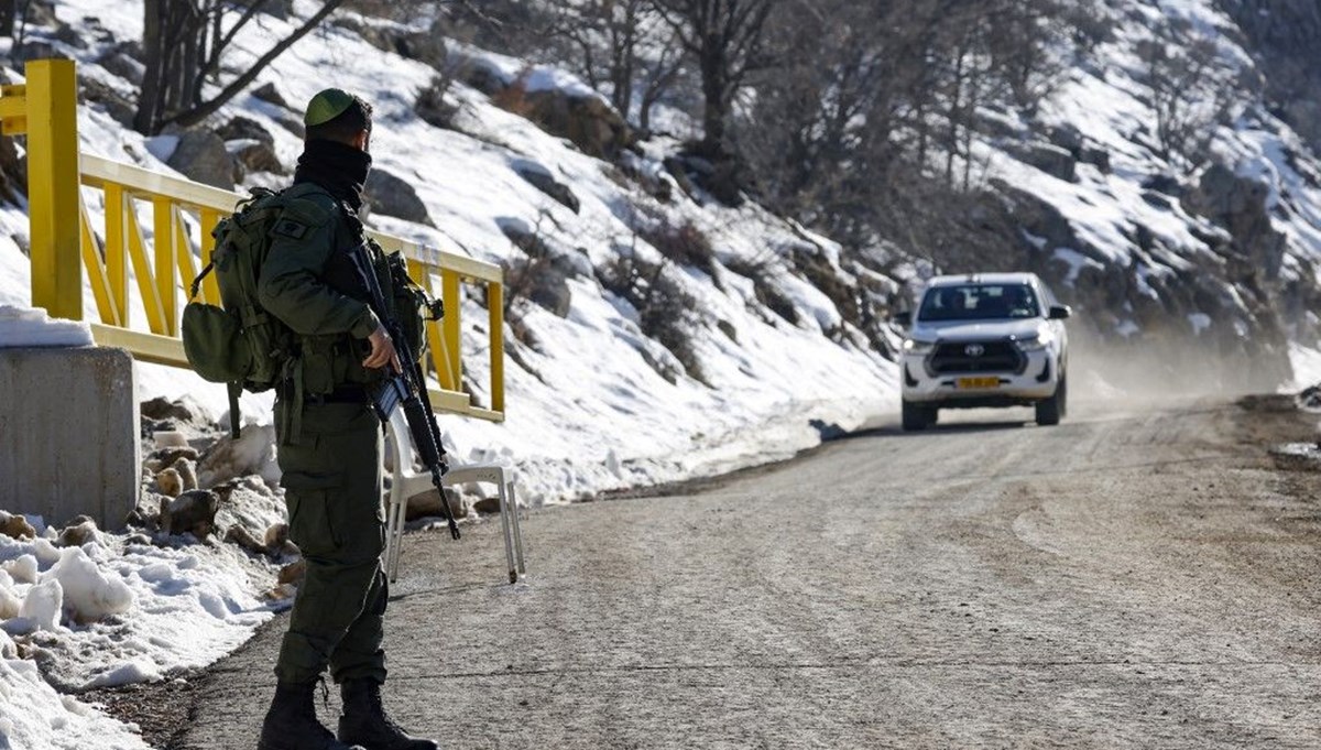 İşgal güçleri Suriye'de: İsrail, Şam'a 20 kilometre yaklaştı İşgal güçleri Suriye'de: İsrail, Şam'a 20 kilometre yaklaştı