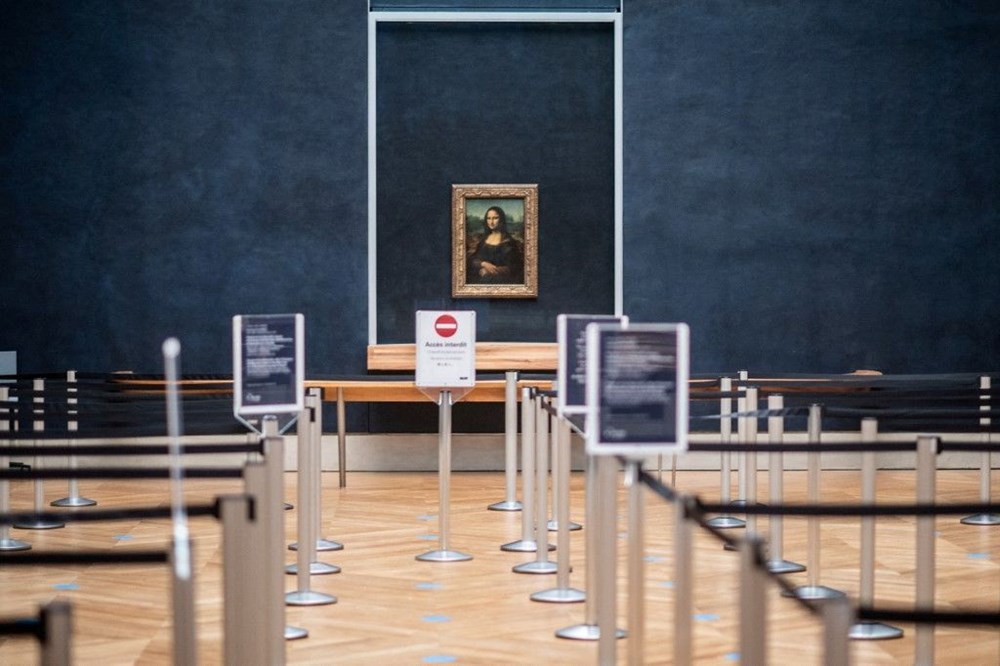 Louvre Müzesi'ndeki Mona Lisa tablosuna pastalı saldırı - 5