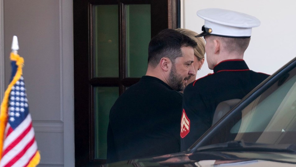 Zelenski Ukrayna Evi'nde: