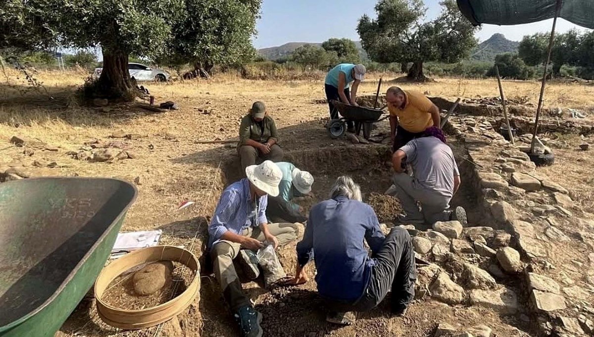 Ege adalarının ilk köy yerleşimi Gökçeada'da tespit edildi