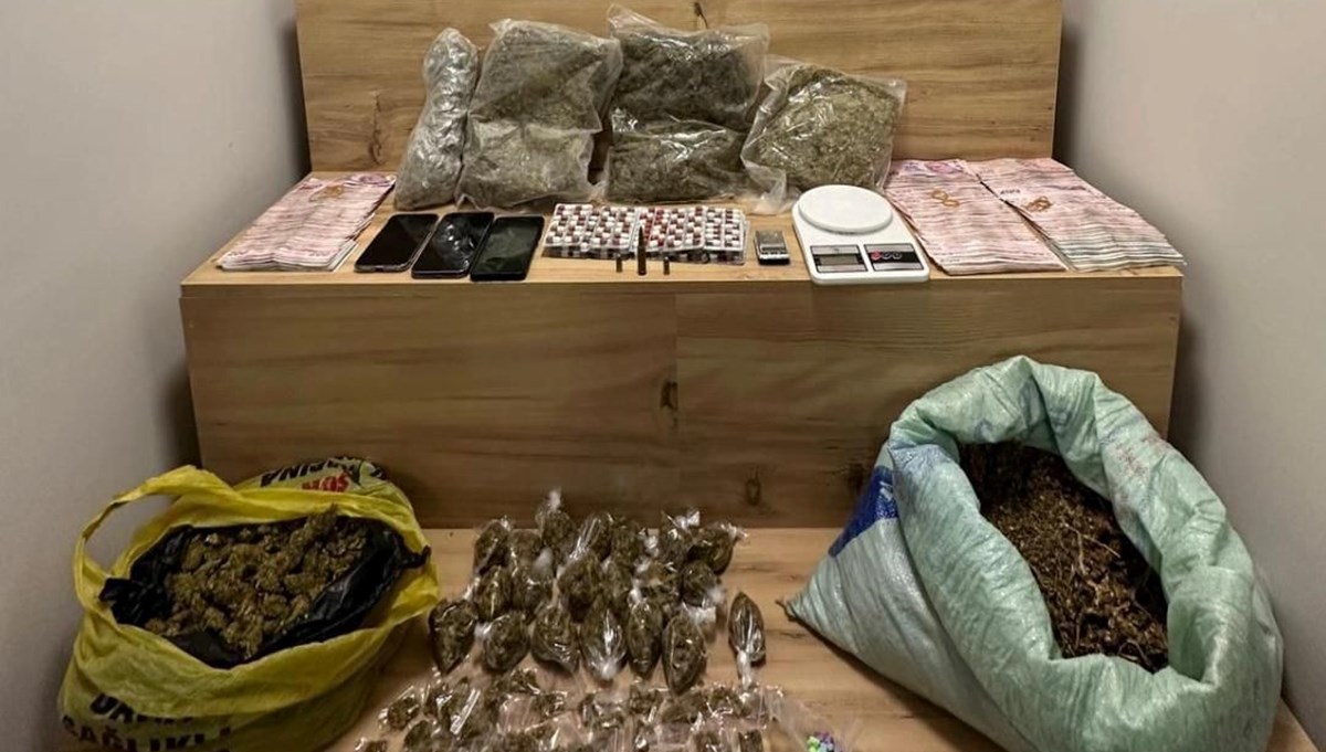 Torbacıların zula olarak kullandığı eve baskın: 2 tutuklama Torbacıların zula olarak kullandığı eve baskın: 2 tutuklama