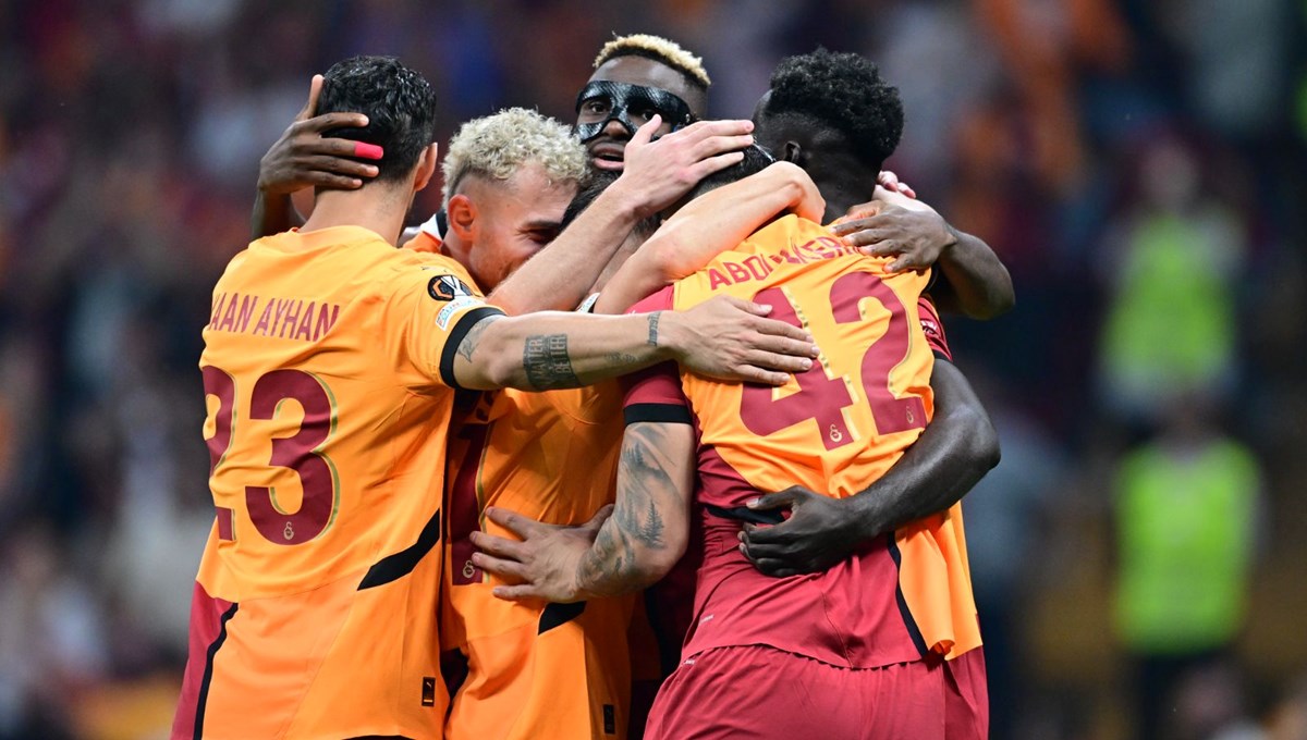 Galibiyetle başladı: Galatasaray, PAOK engelini 3 golle aştı Galibiyetle başladı: Galatasaray, PAOK engelini 3 golle aştı