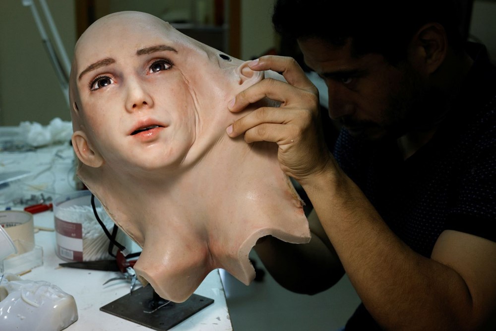 Robot Sophia'ya kardeş geldi: Robot hemşire Grace - 4