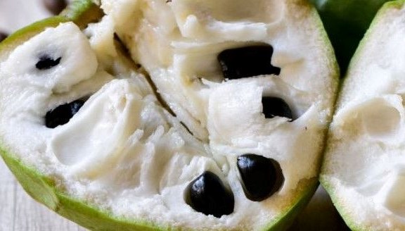 Dünyanın en besleyici meyvesi! Dondurma ve şerbet yapımında kullanılıyor: Depresyonu önleyip yaşlanmaya savaş açıyor