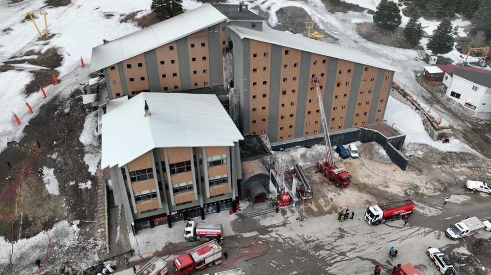 Uludağ'daki otel yangınının çıkış sebebi belli oldu: Şampiyon kayakçı Berkin Usta hayatını kaybetti - 7