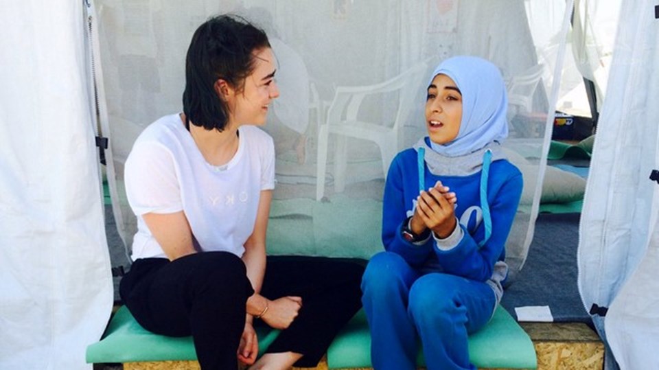 Game of Thrones oyuncularından Suriyeli mültecilere ziyaret - 3