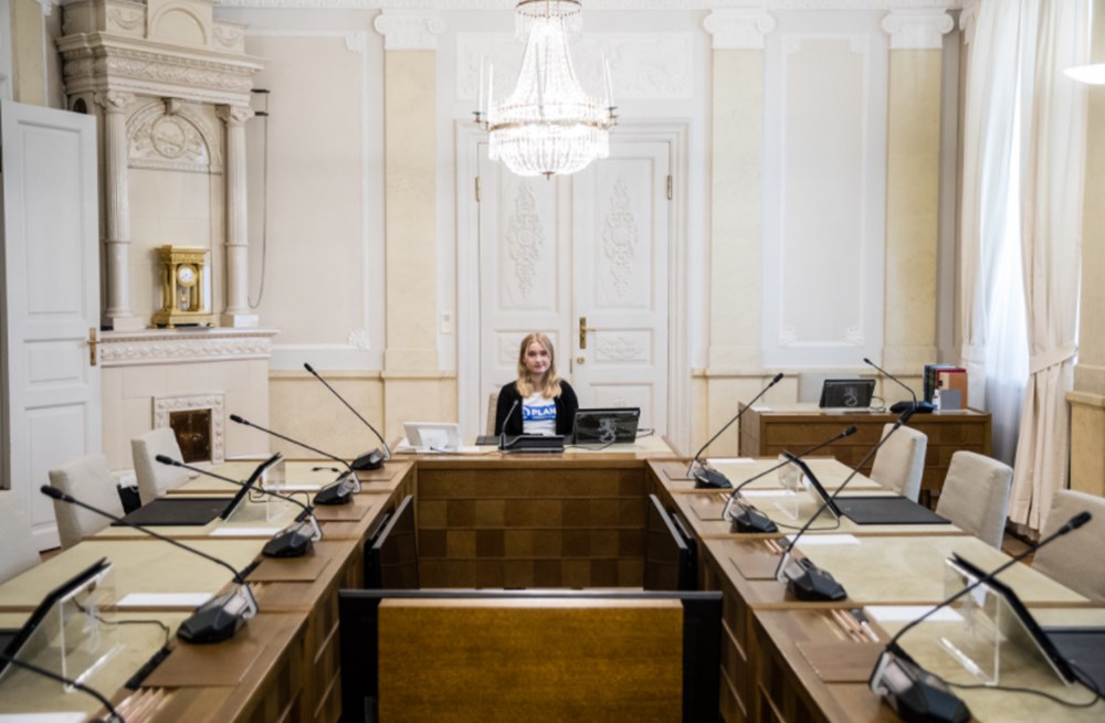 16 yaşındaki genç kız bir günlüğüne Finlandiya Başbakanı oldu - 2