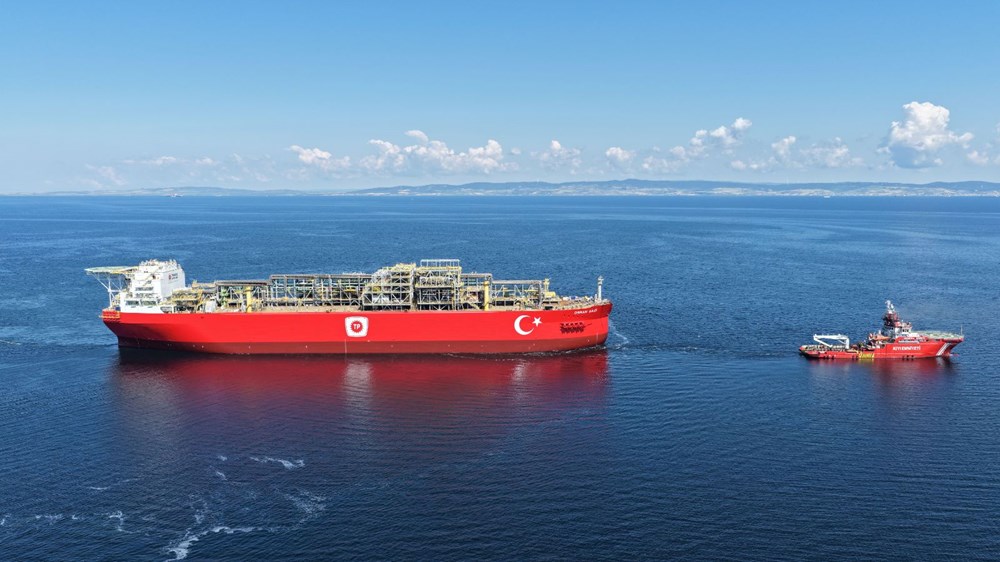 Türkiye'nin ilk yüzer doğalgaz üretim platformu İstanbul Boğazı'nda - 4