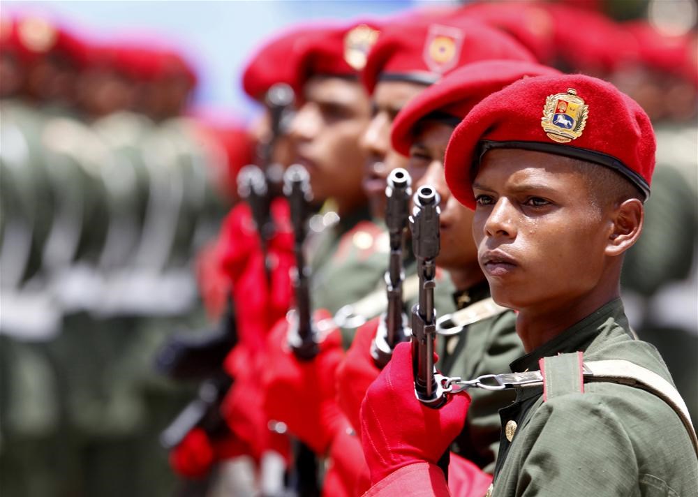 Кубинские военные. Форма армии Венесуэлы. Военная форма Венесуэлы. Кубинская Военная форма. Кубинские солдаты.