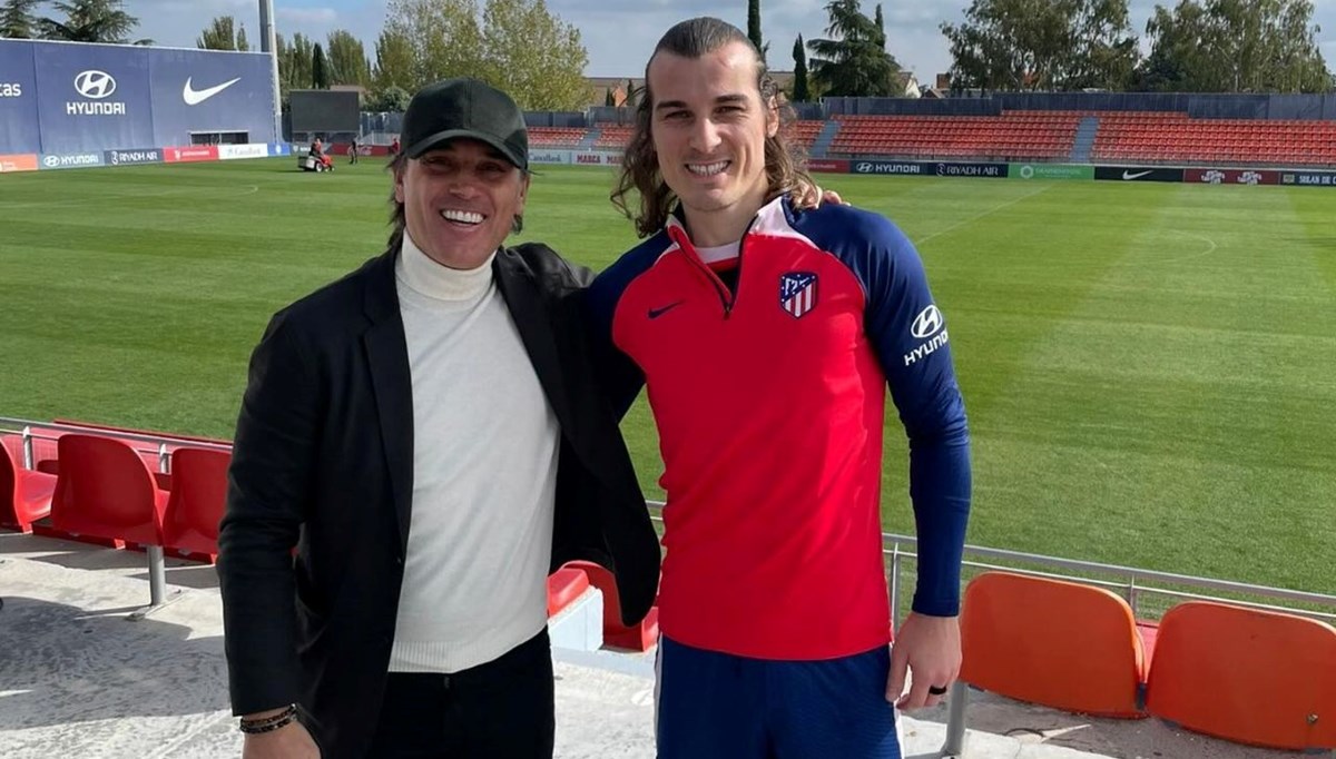 Montella'dan Enes ve Arda'nın ardından Çağlar Söyüncü'ye ziyaret Montella'dan Enes ve Arda'nın ardından Çağlar Söyüncü'ye ziyaret