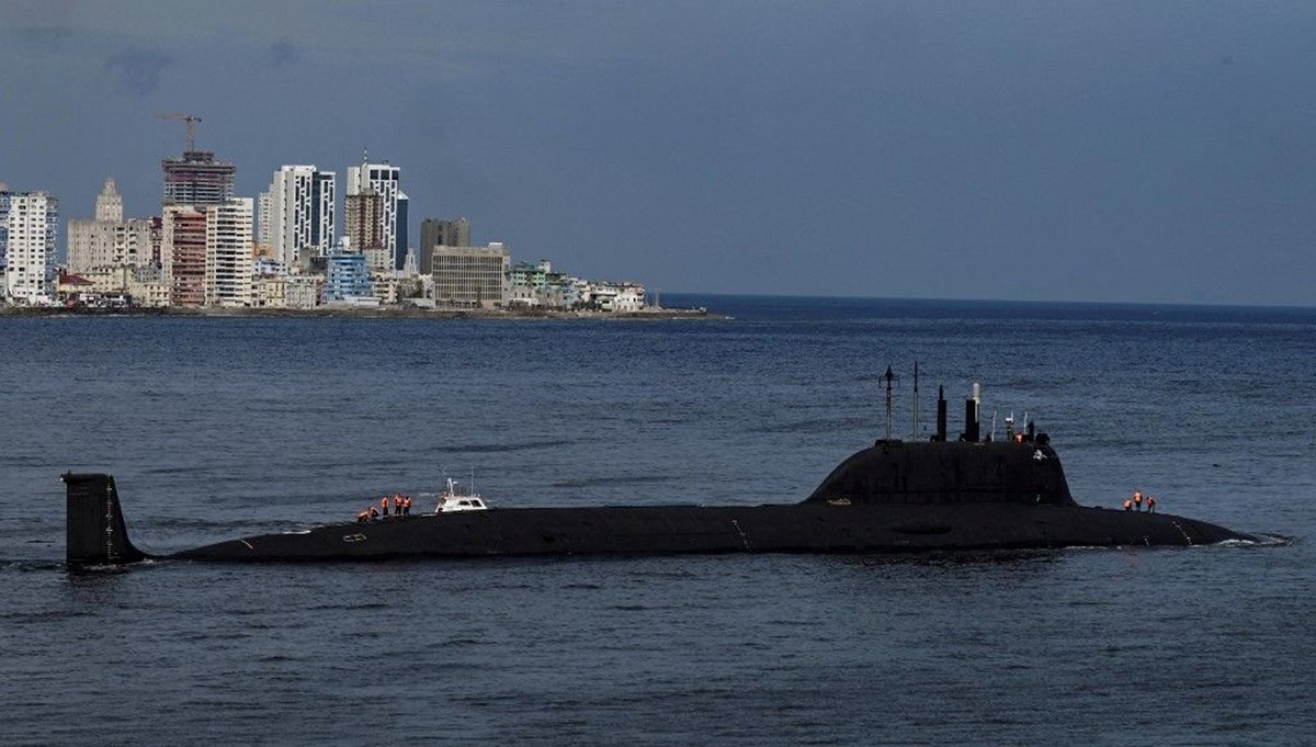 Rus denizaltı, Japon Denizi’nde seyir füzeleri fırlattı