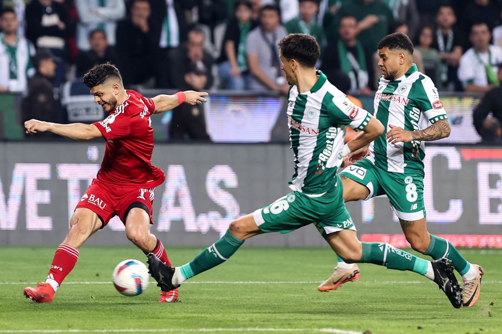 "Utanmazca Ders Almayı Bıraktılar mı?" Spor Yazarlarından Konyaspor-Beşiktaş Analizi 73 pAXOwmTfS0 WCgjIn7ewiA