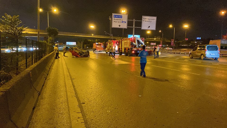 Kadıköy'de 'makas' faciası: 1'i ağır, 5 yaralı - 2