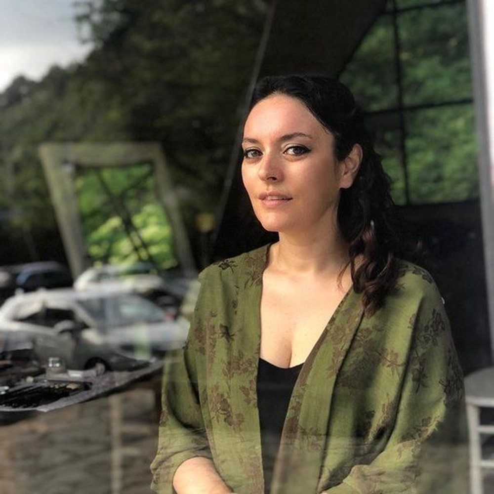 Ezgi Mola corona virüsü atlattı - 1