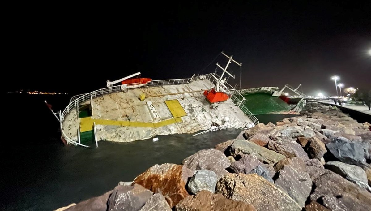 Maltepe'de lodos Ro-Ro gemisini batırdı