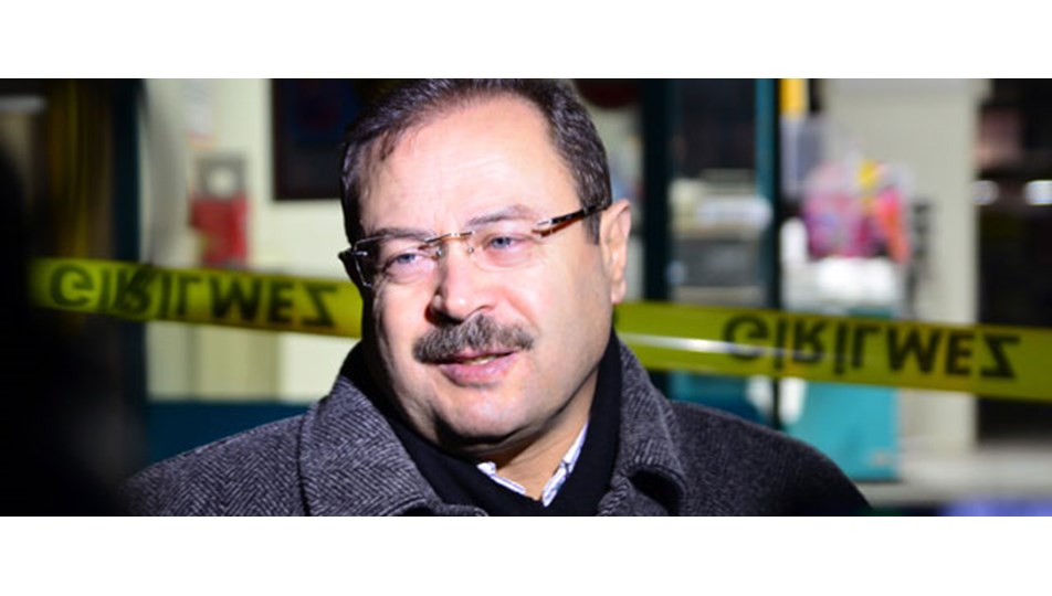 Emniyet Müdürü valilikte kalp krizi geçirdi