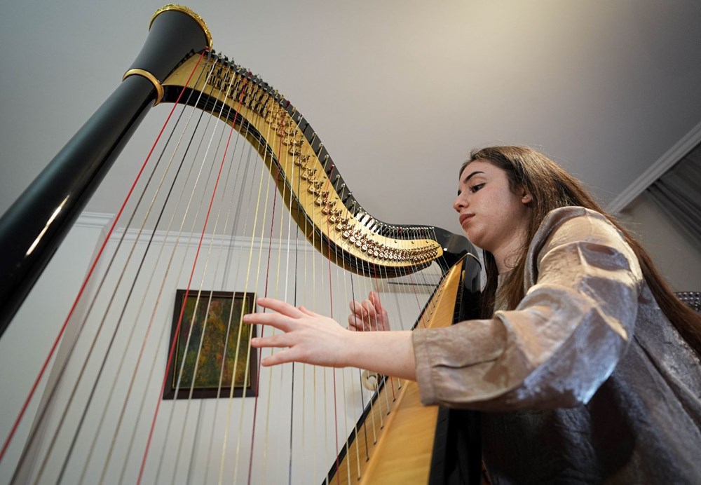 18 yaşındaki Ela'nın İngiltere'ye uzanan başarısı: İzlediği animasyon filmiyle ilgi duymaya başlamış - 3