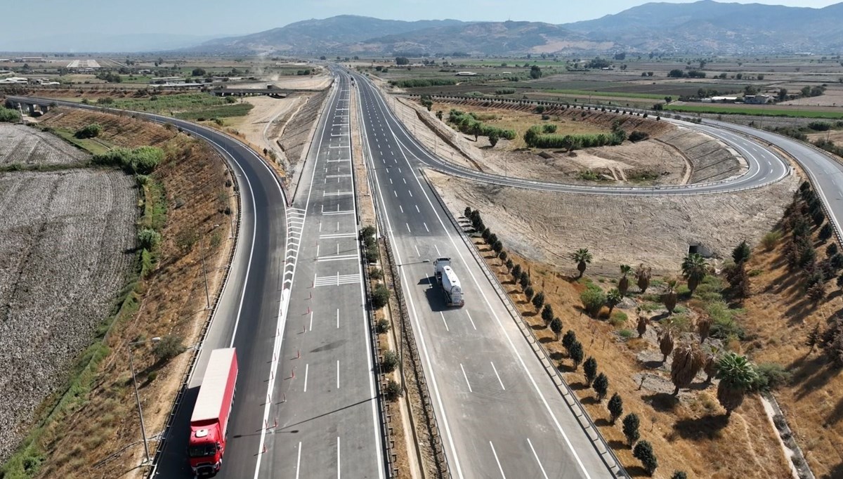 Aydın-Denizli Otoyolu 17 Ekim'de trafiğe açılacak