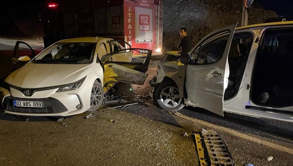 Siverek-Adıyaman Kara Yolunda Kaza: 8 Yaralı - Son Dakika Türkiye ...