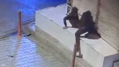 İş yerinden 25 cep telefonu çaldı