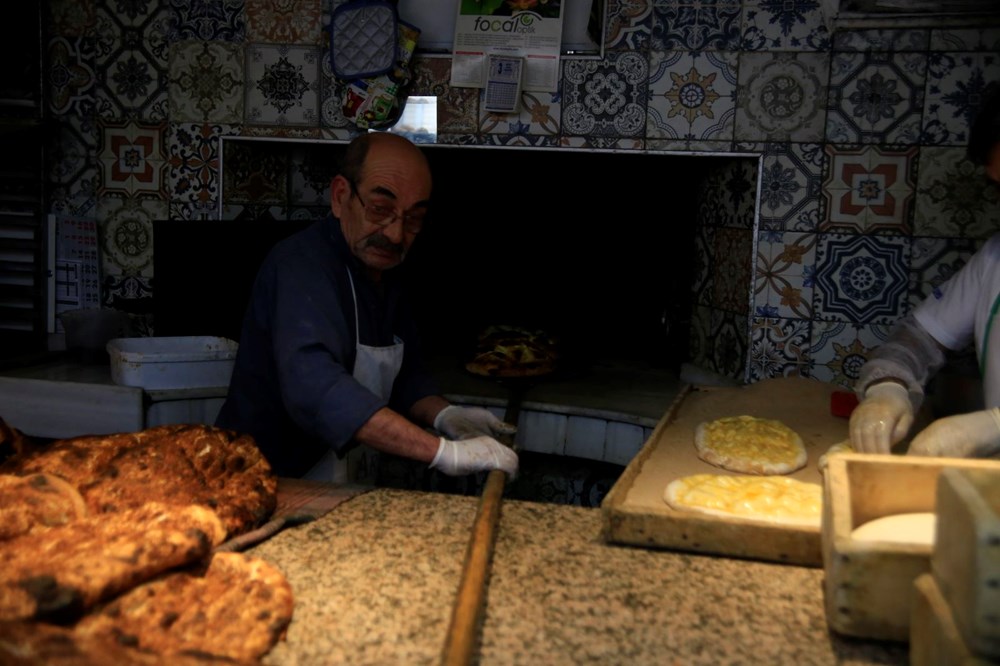 92 yıllık Ramazan geleneği: İftariyelik tabanca, kılıç, testi ve telefon - 3