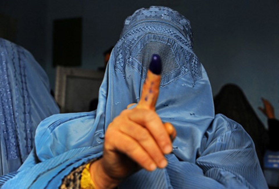 Afganistan'da yüksek güvenlikli seçim - 1