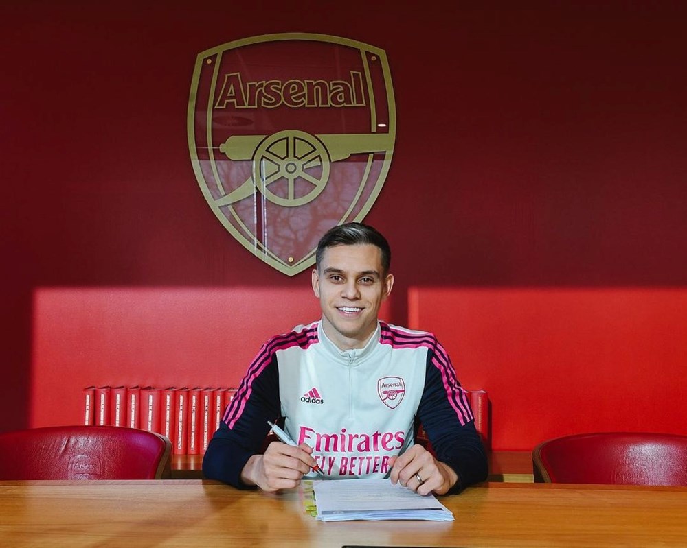 Arsenal yeni yıldızı Leandro Trossard’ı duyurdu: 30 milyon euro'luk imza - 3