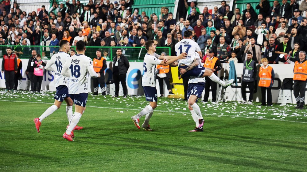 Fenerbahçe, Bodrum'da dört golle kazandı (Maç özeti) - 15