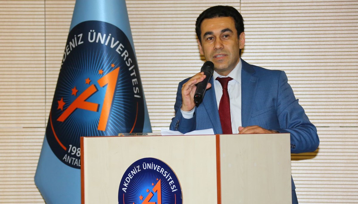 Eski dekanın yalanı ortaya çıktı: Profesörlüğü iptal