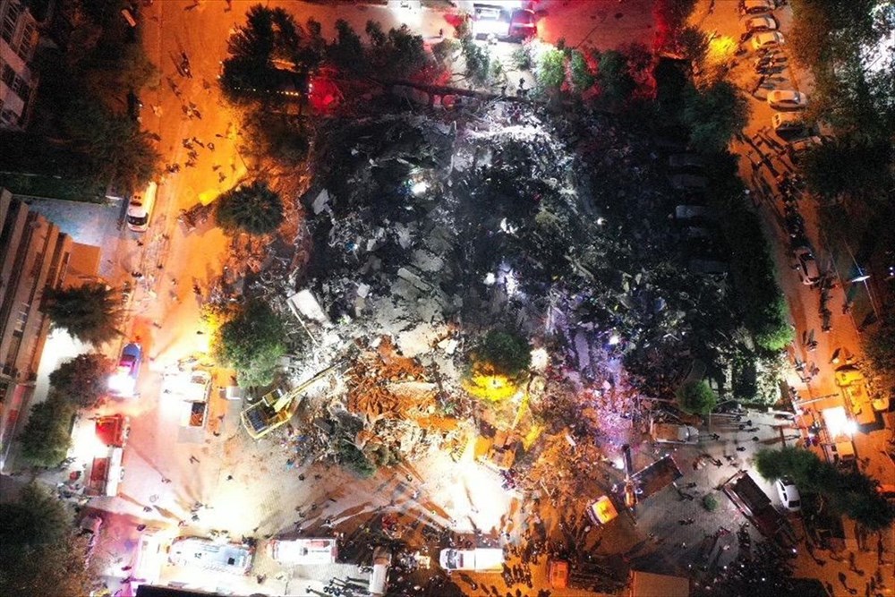 6 SAAT SONRA 1 KİŞİ SAĞ ÇIKARILDI