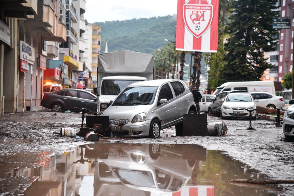 Antalya Kumluca'yı sel vurdu - 2