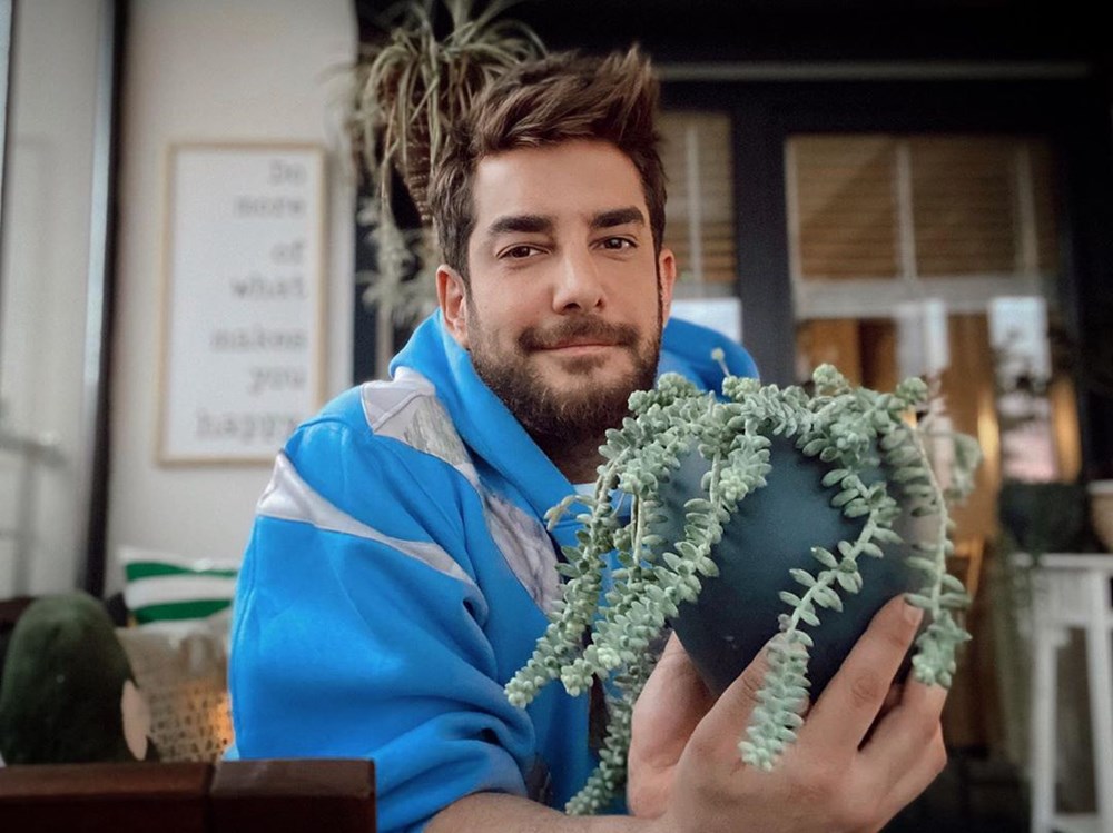 Corona g�nlerinde �nl�lerin ev halleri